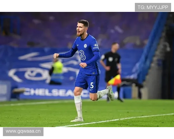 切尔西阵容堆叠问题显现,对球队整体结构稳定性形成制约 切尔西阵容堆叠问题显现,对球队整体结构稳定性形成制约