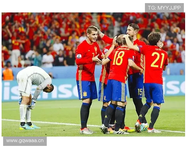 佩德里 vs 奥尔莫：进攻组织能力与战术作用对比