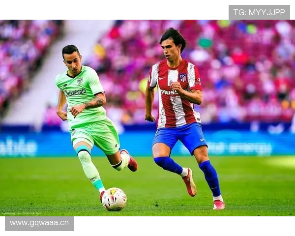 拉菲尼亚与威廉：巴西右边锋战术角色及进攻效率对比分析