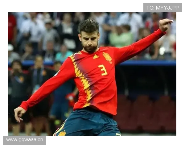 看到杰拉德·皮克出门那一身，感觉他是随身带着银行，穷友们心态直接短路